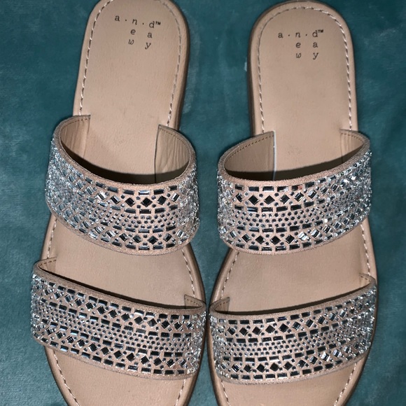 A new day brand Casual strap sandals size 7 1/2 - Picture 2 of 3